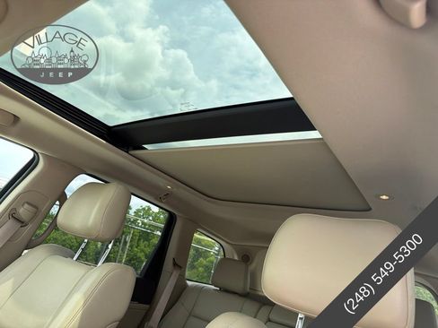 Used 2017 Jeep Grand Cherokee Limited w/ Luxury Group II AWD/4WD image 10