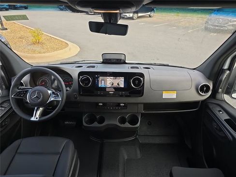 New 2026 Mercedes-Benz Sprinter 2500 image 8