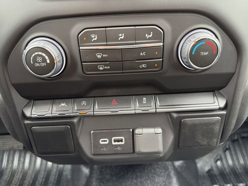 New 2026 Chevrolet Silverado 1500 W/T AWD/4WD image 16