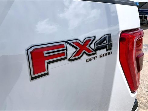 Used 2023 Ford F150 4x4 SuperCrew image 10