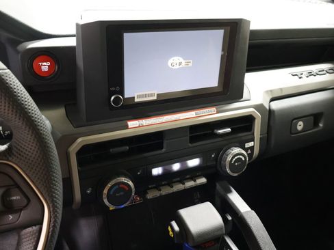New 2026 Toyota Tacoma TRD Off-Road AWD/4WD image 19