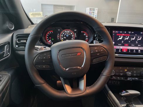 Certified 2025 Dodge Durango GT image 16