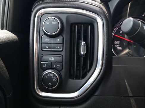Used 2021 Chevrolet Silverado 1500 LT w/ Z71 Off-Road Package AWD/4WD image 14