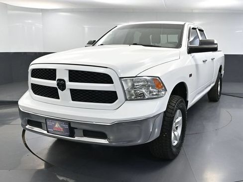 Used 2017 RAM 1500 Classic SLT AWD/4WD image 11