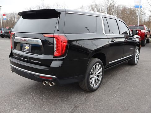 Used 2023 GMC Yukon XL Denali image 37