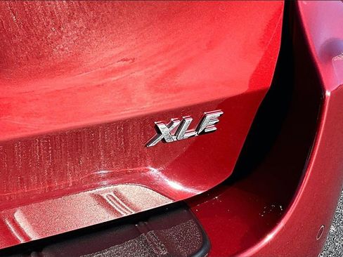 Used 2020 Toyota Sienna XLE Premium image 8