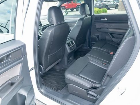 Used 2023 Volkswagen Atlas Cross Sport SE image 27