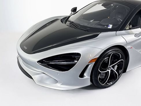 Used 2024 McLaren 750S RWD image 7