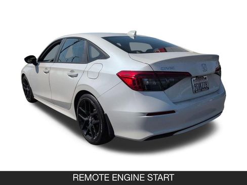 Used 2023 Honda Civic Sport image 7