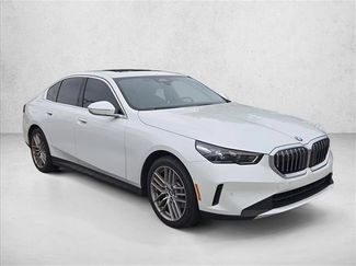 Used 2025 BMW 530i w/ Premium Package RWD video 3
