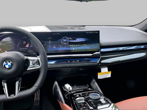 New 2026 BMW 530i xDrive w/ M Sport Package AWD/4WD image 6