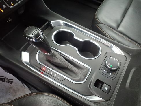 Used 2020 Chevrolet Traverse RS w/ LPO, Floor Liner Package image 17