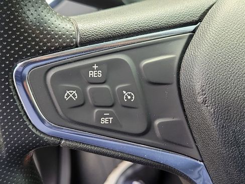 Used 2019 Chevrolet Equinox LS w/ LPO, Floor Liner Package FWD image 23