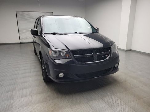 Used 2018 Dodge Grand Caravan GT FWD image 14