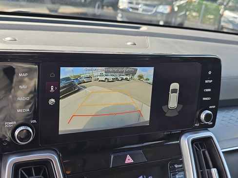 Certified 2022 Kia Sorento S FWD image 24