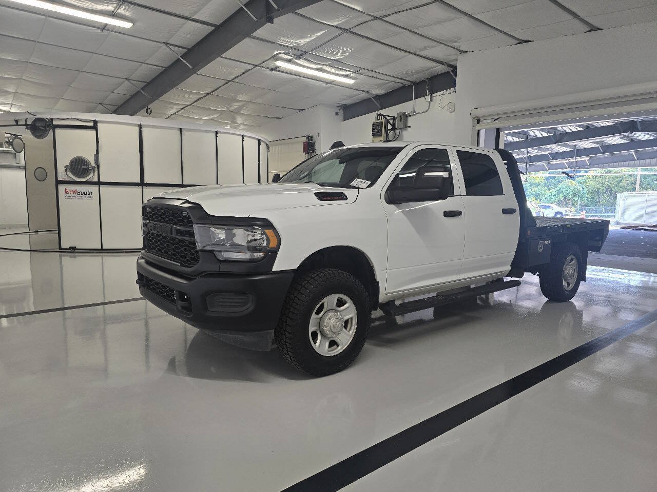 Used 2023 RAM 2500 Tradesman AWD/4WD image 5