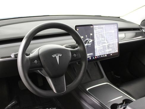 Used 2021 Tesla Model 3 Standard Range Plus RWD image 7