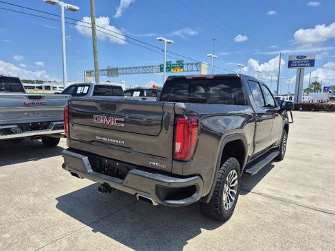 Used 2020 GMC Sierra 1500 AT4 w/ AT4 Premium Package AWD/4WD image 14