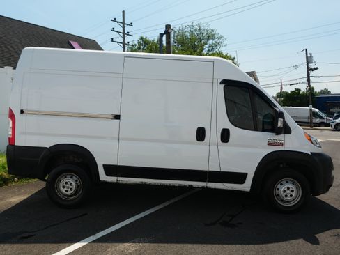 Used 2019 RAM ProMaster 2500 FWD image 5