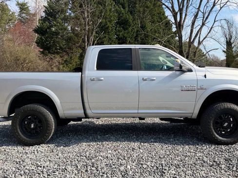 Used 2015 RAM 2500 Laramie w/ Convenience Group image 9