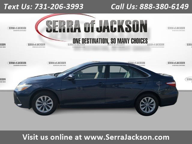 Used 2016 Toyota Camry LE FWD image 1