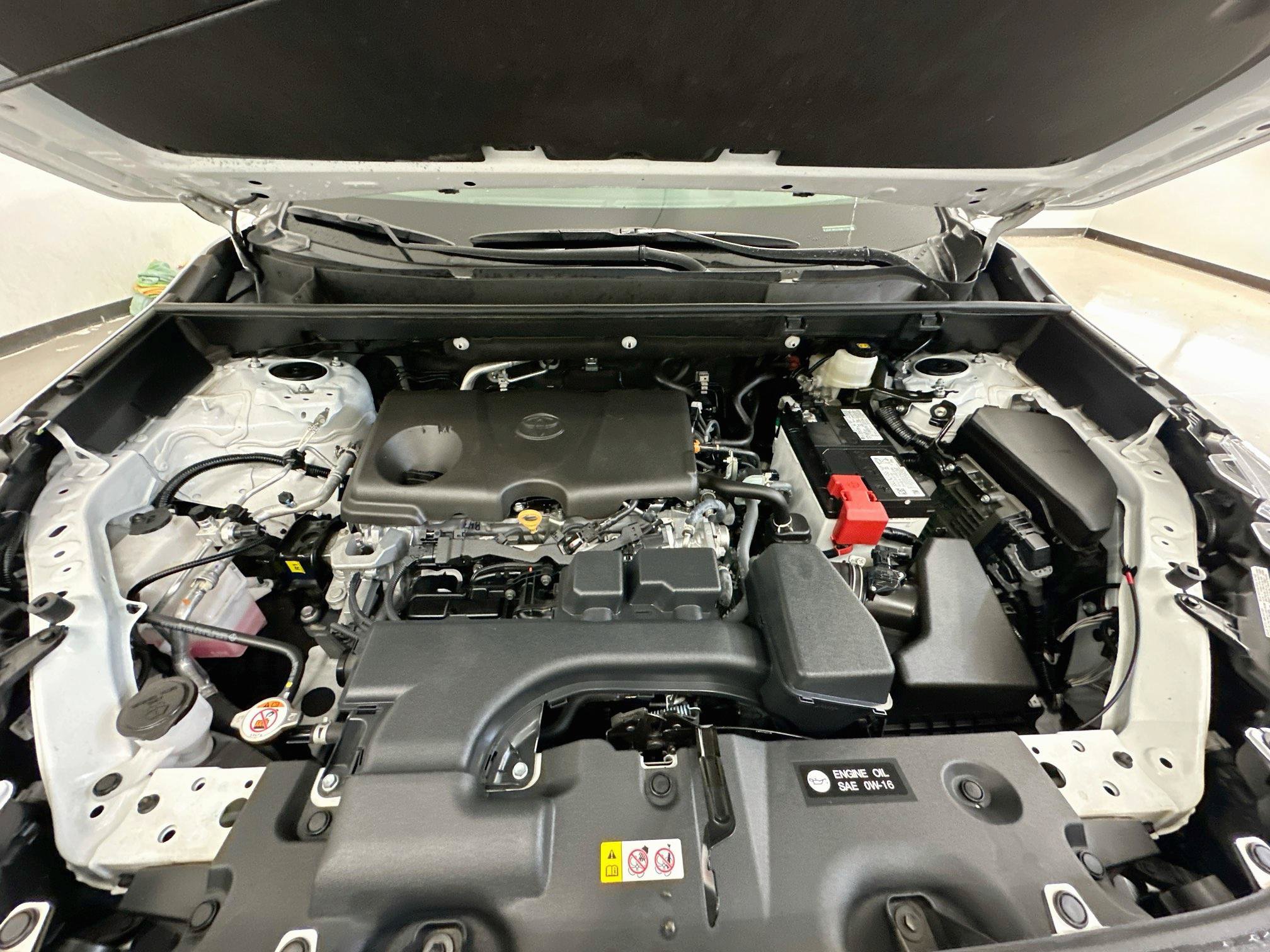 Used 2025 Toyota RAV4 LE AWD/4WD image 34