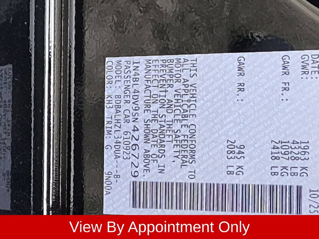 Used 2025 Nissan Altima 2.5 SV FWD image 32