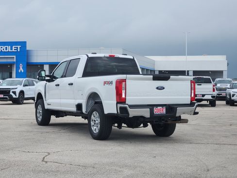 Certified 2024 Ford F250 XLT w/ FX4 Off-Road Package AWD/4WD image 4
