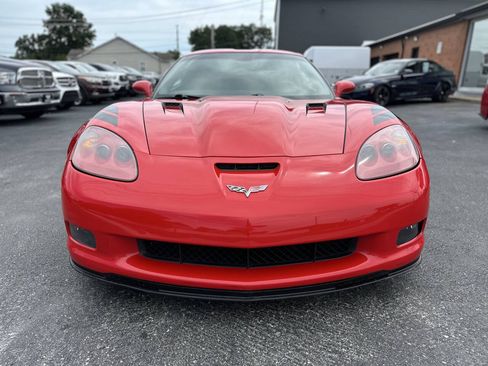 Used 2013 Chevrolet Corvette Z06 RWD image 2