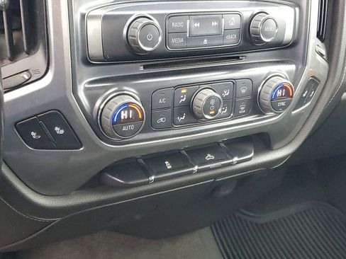 Certified 2017 Chevrolet Silverado 1500 LTZ AWD/4WD image 18