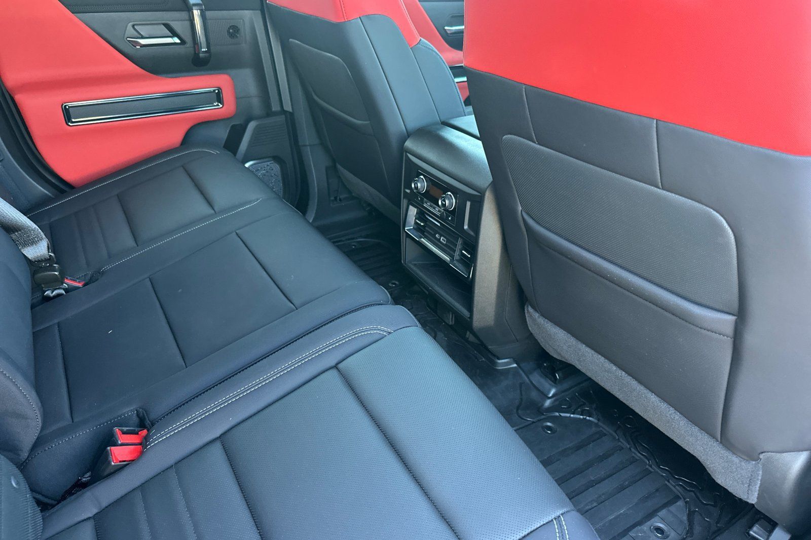 Used 2026 GMC Hummer EV 3X w/ Carbon Fiber Edition Package AWD/4WD image 17