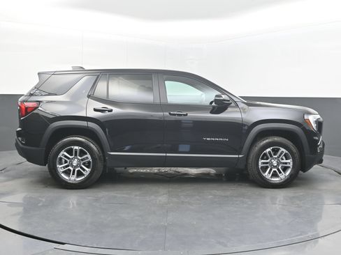 Used 2026 GMC Terrain Elevation FWD image 10