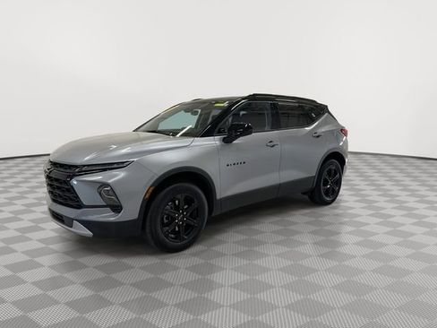 Certified 2024 Chevrolet Blazer LT w/ Convenience Package image 5