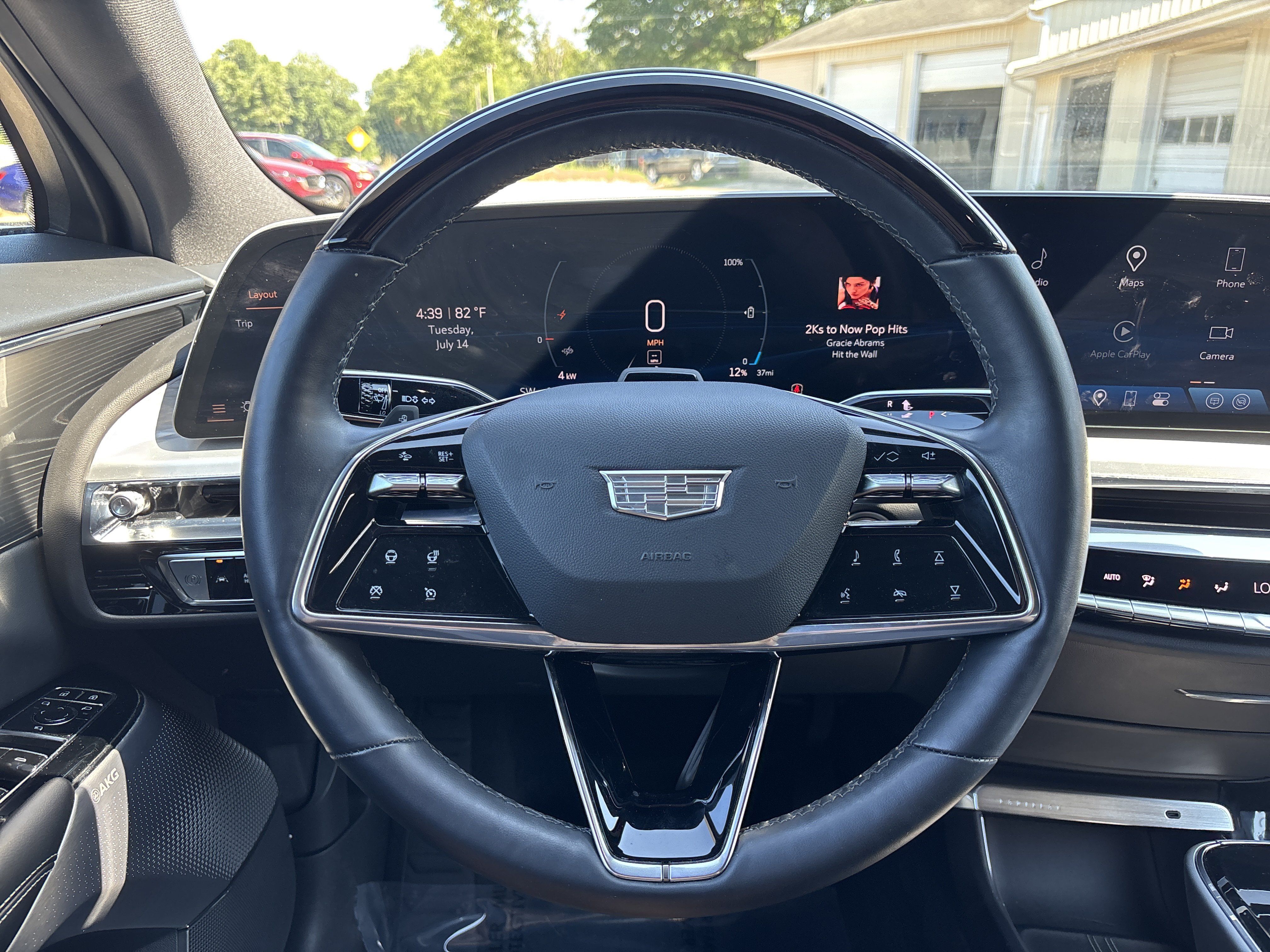 Used 2024 Cadillac Lyriq Luxury AWD/4WD image 26