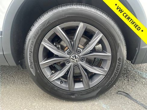 Certified 2022 Volkswagen Tiguan SE AWD/4WD image 13