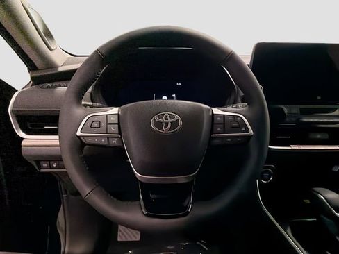 New 2026 Toyota Grand Highlander AWD image 9