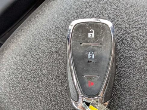 Used 2020 Chevrolet Equinox LT FWD image 33