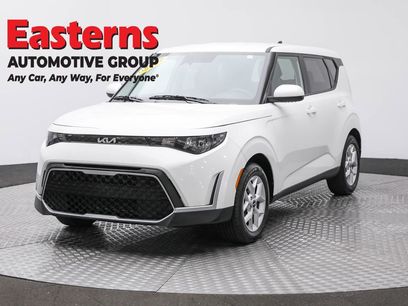 Used 2024 Kia Soul LX w/ Option Group 015