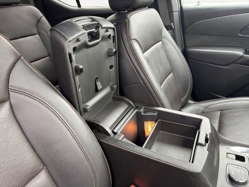 Used 2023 Chevrolet Traverse High Country image 20