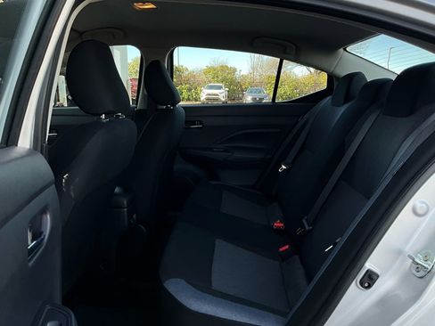 Used 2025 Nissan Versa SV image 11