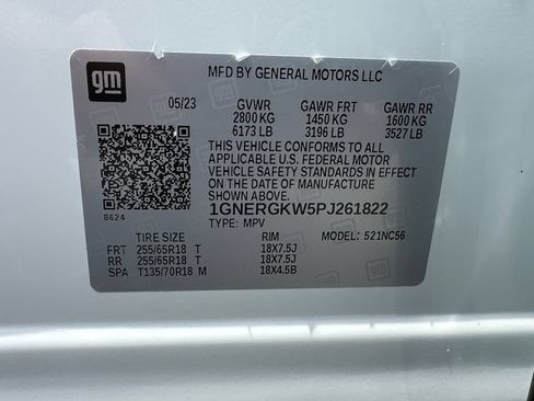Used 2023 Chevrolet Traverse LT FWD image 16