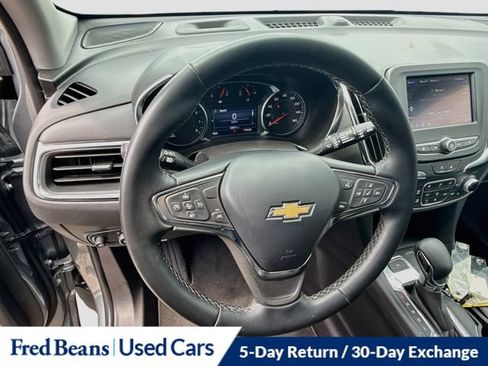 Used 2024 Chevrolet Equinox LT AWD/4WD image 16