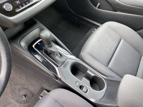 Used 2024 Toyota Corolla LE image 23