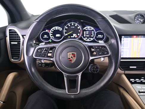 Used 2019 Porsche Cayenne E-Hybrid image 35