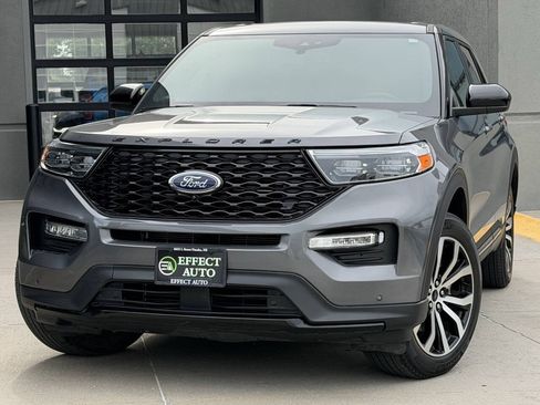 Used 2022 Ford Explorer ST AWD/4WD image 3