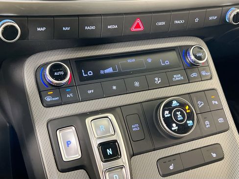 Used 2023 Hyundai Palisade SEL image 16