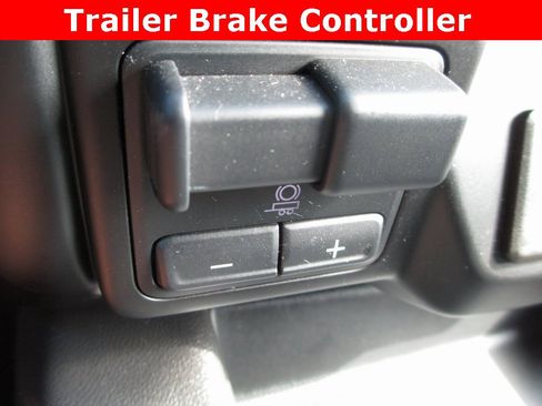 Used 2020 Chevrolet Silverado 1500 LT Trail Boss image 19