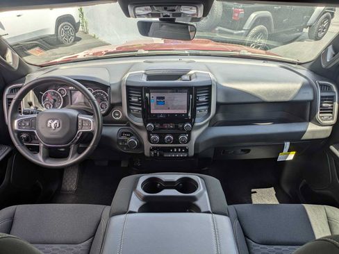 New 2026 RAM 1500 Express AWD/4WD image 30