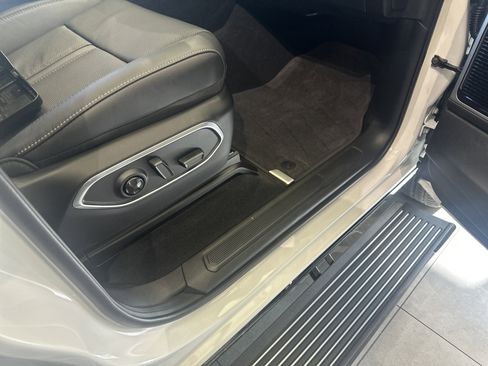 New 2026 Jeep Grand Wagoneer L Limited AWD/4WD image 31