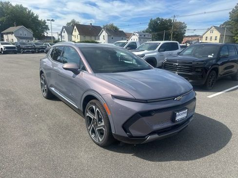 New 2025 Chevrolet Equinox EV LT w/ Convenience Package II image 7